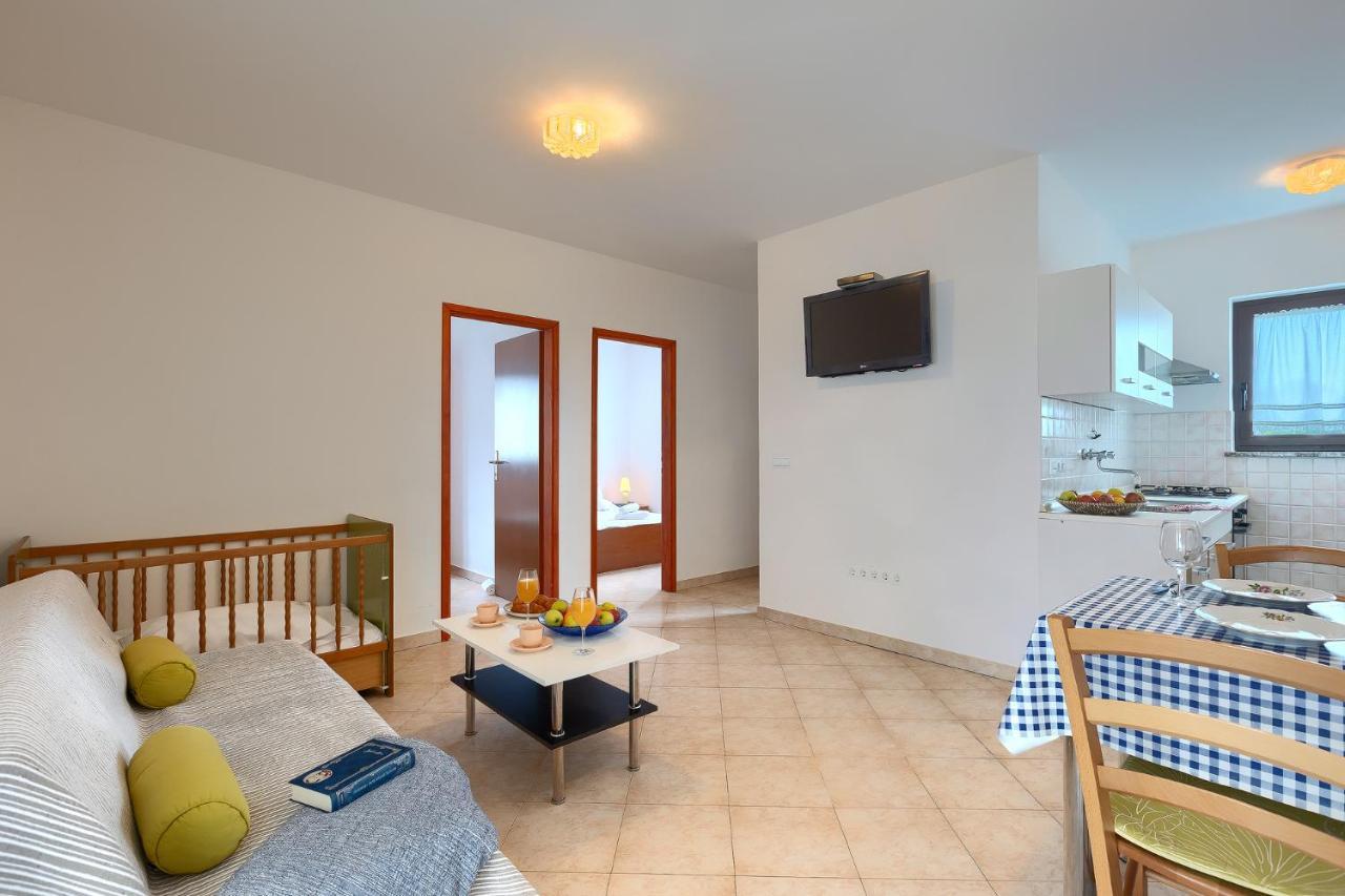 Apartmani Martina Пореч Екстериор снимка