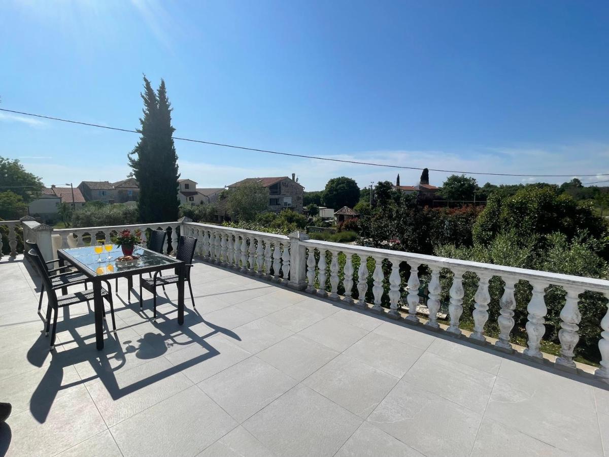 Apartmani Martina Пореч Екстериор снимка